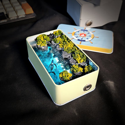 Whale Tin Box Lamp image 3