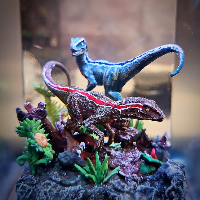 Raptor Resin Lamp image 6