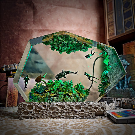 Coral Hexagon Resin Lamp image 7