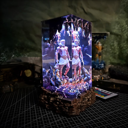 Athens Zeus Resin Lamp image 3