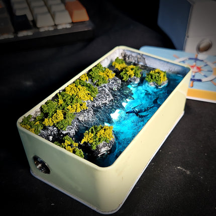 Whale Tin Box Lamp image 8