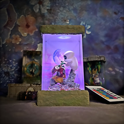 WALL-E Resin Lamp image 0