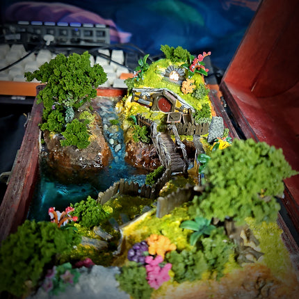 Hobbit Lamp Box image 1