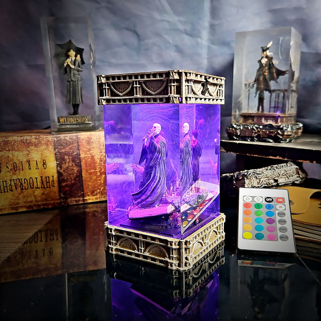 Harry Potter - HP & Voldemort Resin Lamp image 4