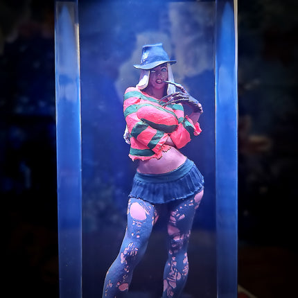 FREDDY Resin Lamp image 1