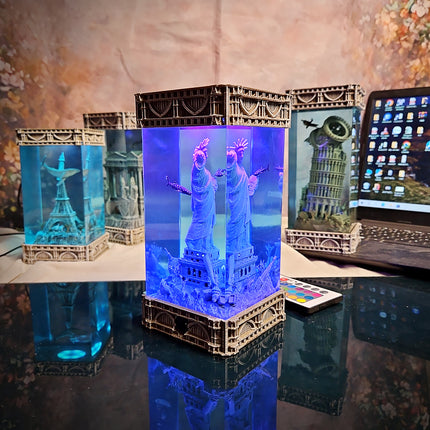 Statue of Liberty – Gothic Resin Lamp (No Clock Version) image 7