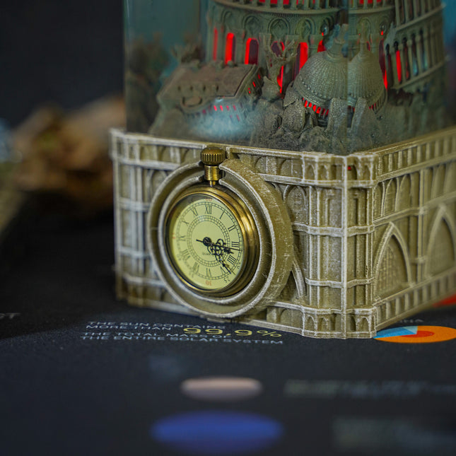 Pisa – Gothic Resin Lamp image 1