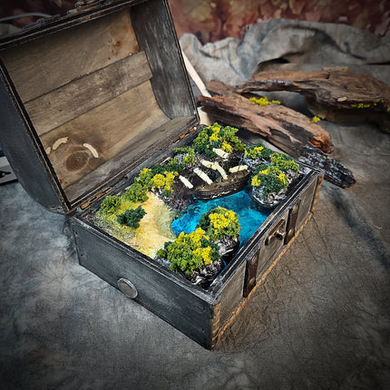 Handcrafted Pirate Cove Resin Lamp image 7