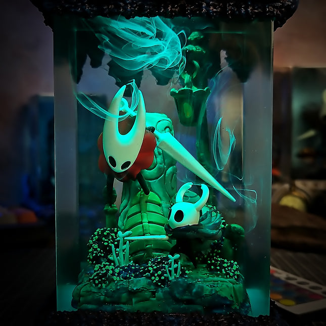 Knight & Hornet Resin Lamp image 3