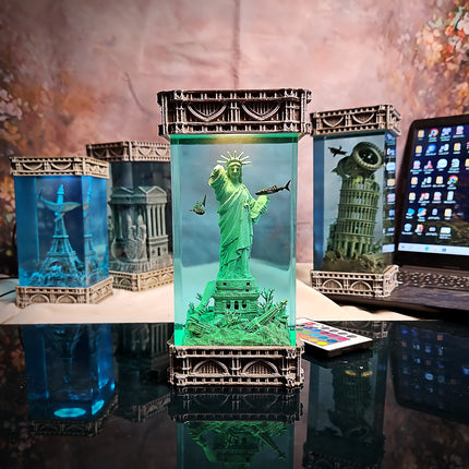Statue of Liberty – Gothic Resin Lamp (No Clock Version) image 5