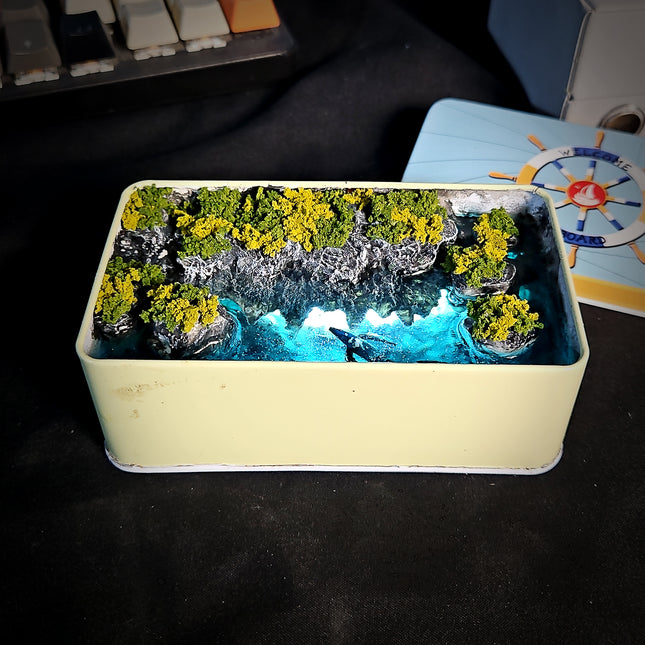 Whale Tin Box Lamp image 1