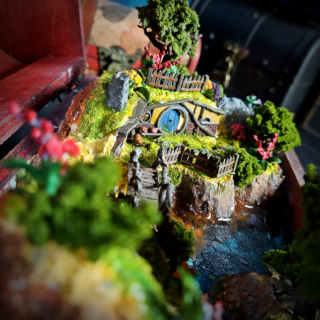 Hobbit Lamp Box image 4