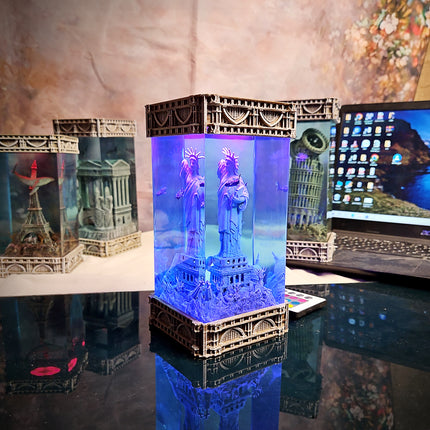 Statue of Liberty – Gothic Resin Lamp (No Clock Version) image 9