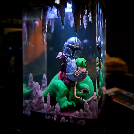 Mandalorian Resin Lamp image 4