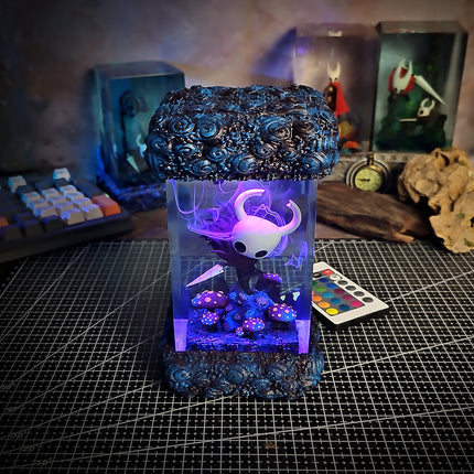 Hollow Knight V2 Resin Lamp image 1