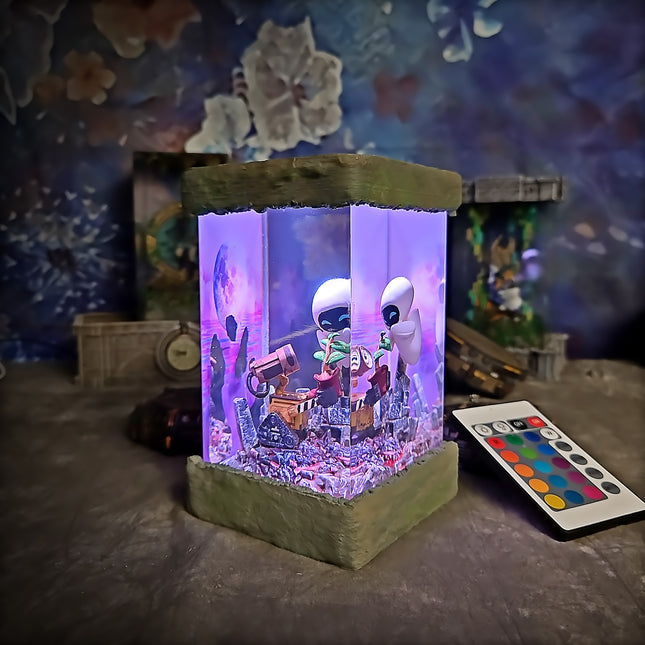 WALL-E Resin Lamp image 6