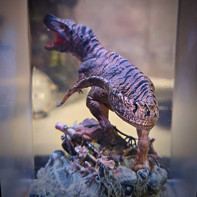 T-Rex Resin Lamp image 5