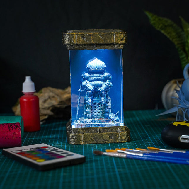 Siegmeyer of Catarina Resin Lamp image 0