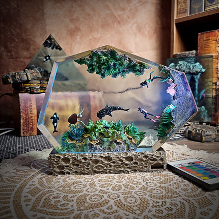 Coral Hexagon Resin Lamp image 0