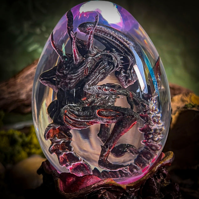 Side view of the Alien lamp showcasing the translucent textures and resin quality.