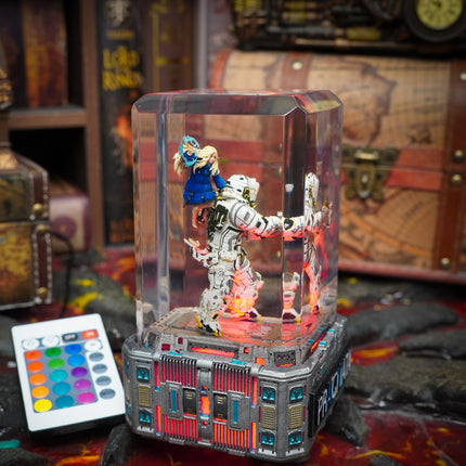 Paramata Resin Lamp by Lee’s Area – resin display lamp, product display photo