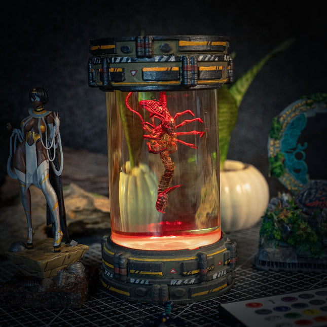 BIOLAB - Xenomorph Resin Lamp