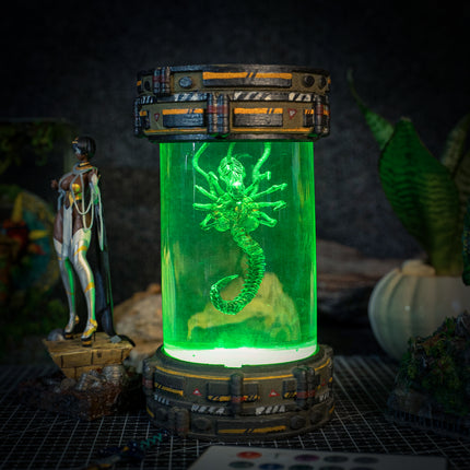 BIOLAB - Xenomorph Resin Lamp
