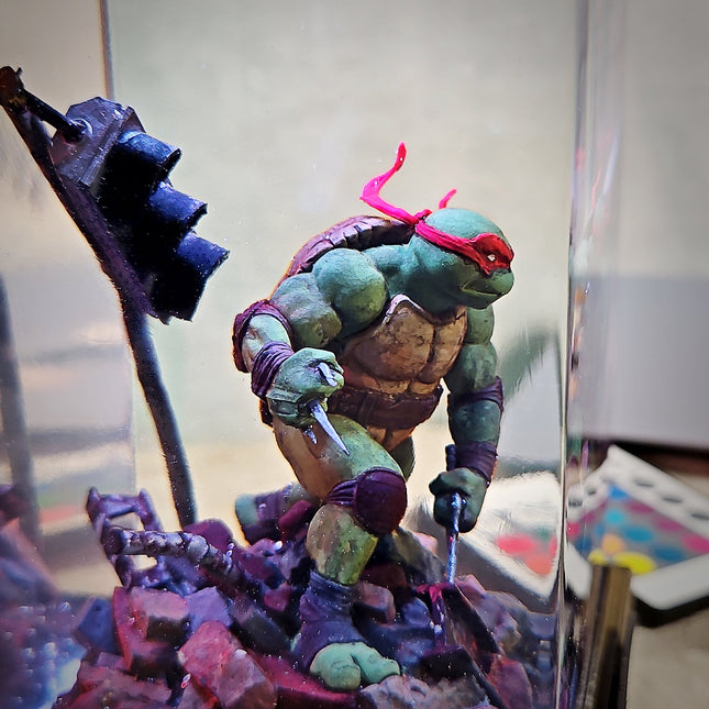 Raphael – Red Ninja Turtle Resin Lamp LEE'S AREA