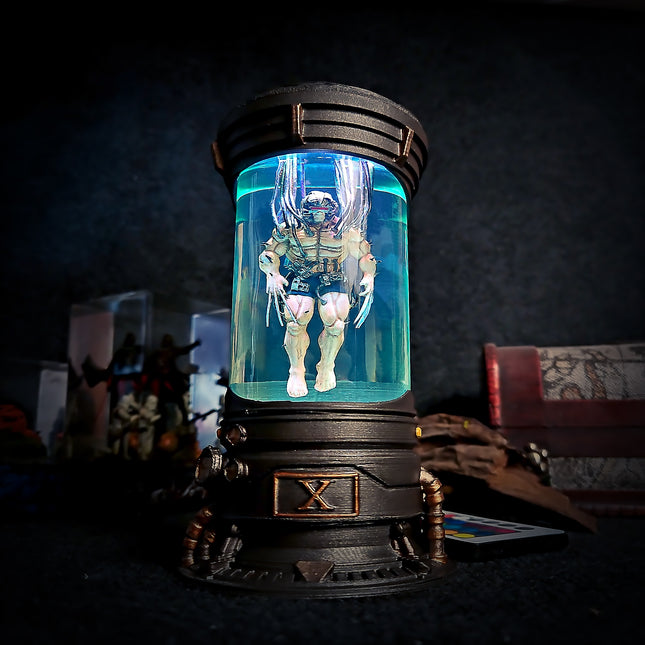 BIOLAB - X-Men Wolverine Weapon X Resin Lamp