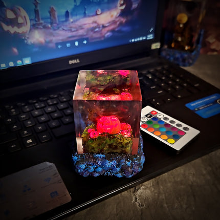 PUMPKIN – Halloween Spirit Resin Lamp