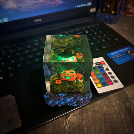 PUMPKIN – Halloween Spirit Resin Lamp