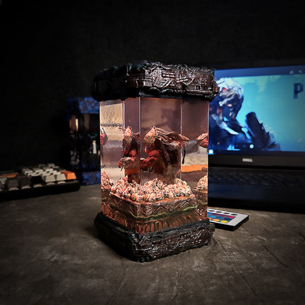 PREDATOR BUST Resin Lamp