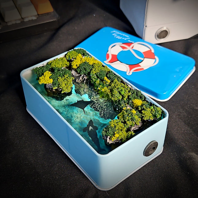 Whale & Manta Ray Tin Light Box - LEE'S AREA