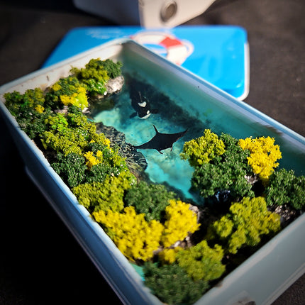 Whale & Manta Ray Tin Light Box