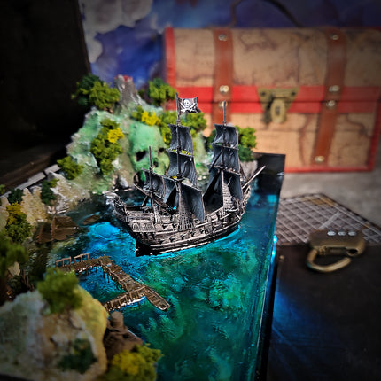 Pirate Post Light Box - Adventure with Pirates