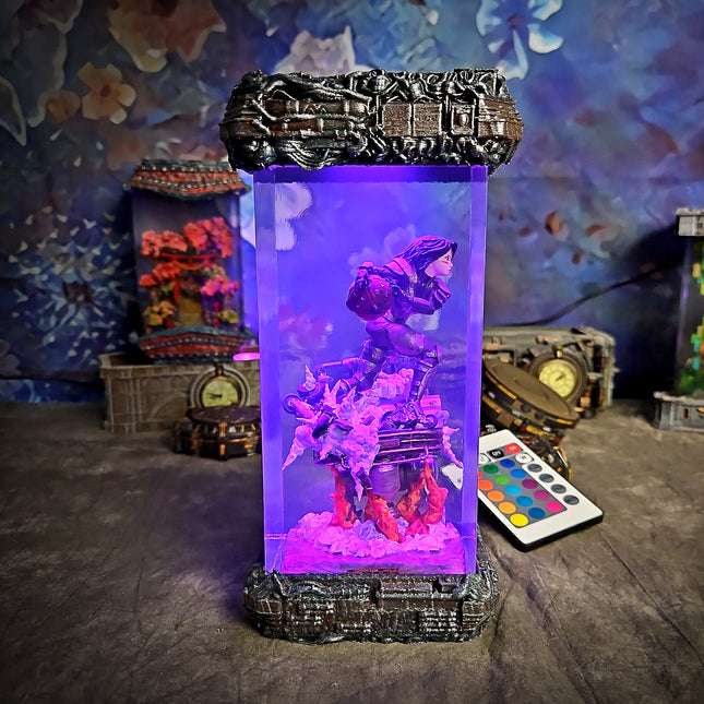 ALITA Resin Lamp - LEE'S AREA