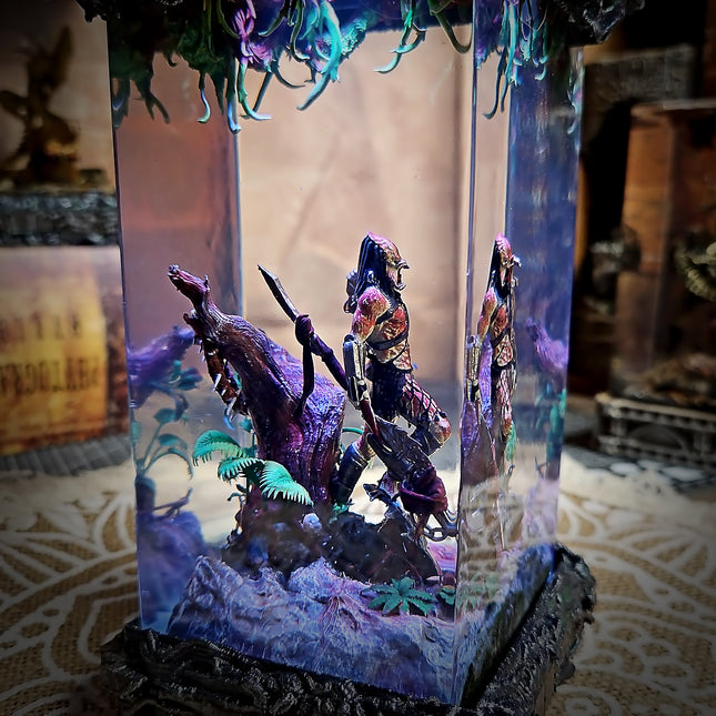 PREDATOR Resin Lamp LEE'S AREA