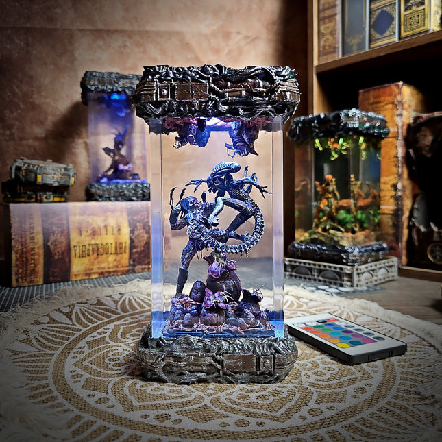 ALIEN AND PREDATOR Resin Lamp LEE'S AREA