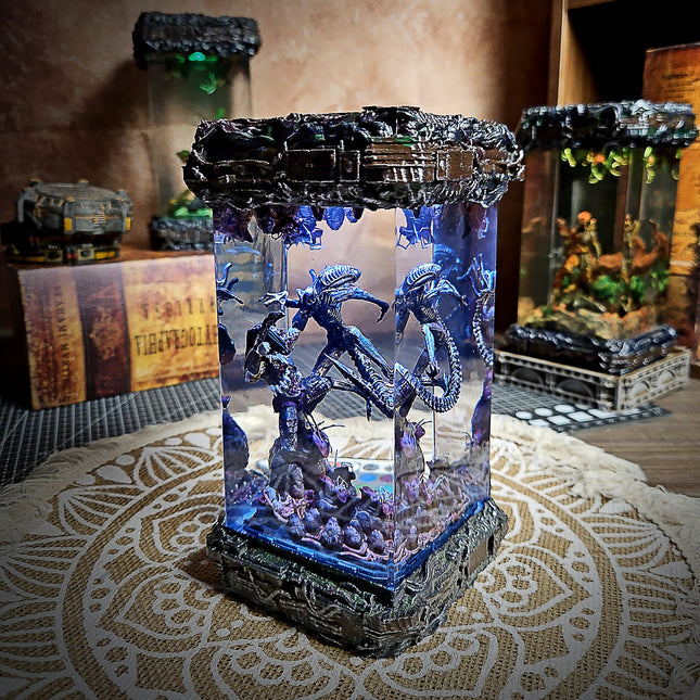 ALIEN AND PREDATOR Resin Lamp LEE'S AREA