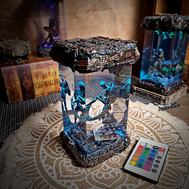 ALIEN AND PREDATOR Resin Lamp LEE'S AREA