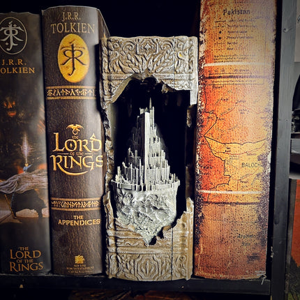 Book Nook Minas Tirith – The White City of Hope and Heroism