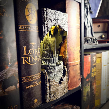 Book Nook Minas Tirith – The White City of Hope and Heroism