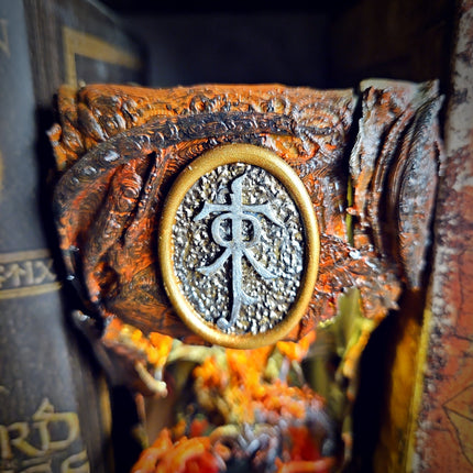 Book Nook Balrog – A Legendary Little Corner for Your Bookshelf!