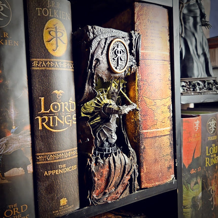 Book Nook Sauron – The Eye of Darkness in Your Bookshelf