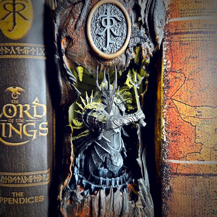 Book Nook Sauron – The Eye of Darkness in Your Bookshelf