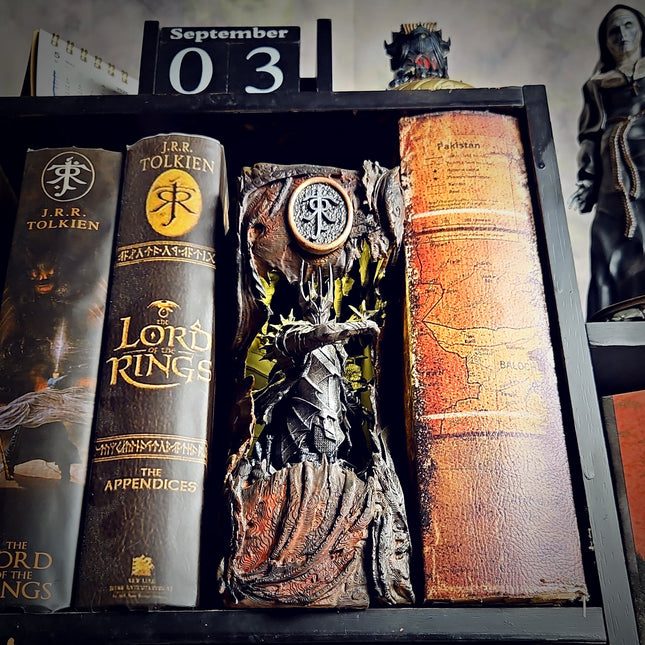 Sauron - Book Nook BOOK NOOK