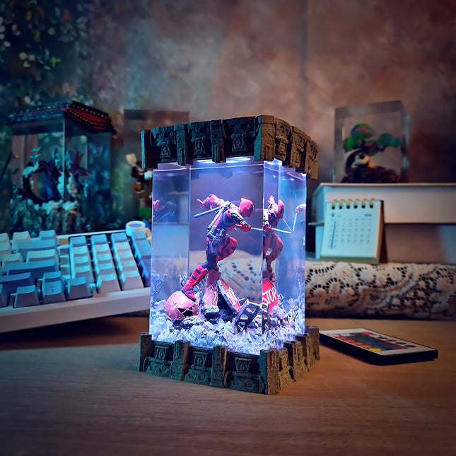 Marvel - Deadpool Resin Lamp V1 LEE'S AREA