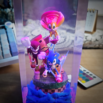 Sonic Resin Lamp