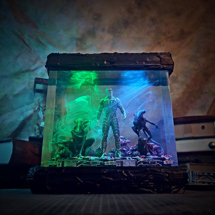 ENGINEERS XENOMORPH Resin Lamp