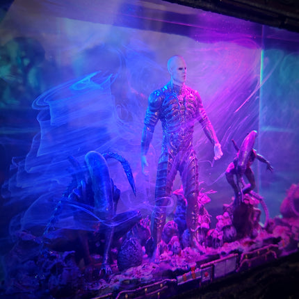 ENGINEERS XENOMORPH Resin Lamp